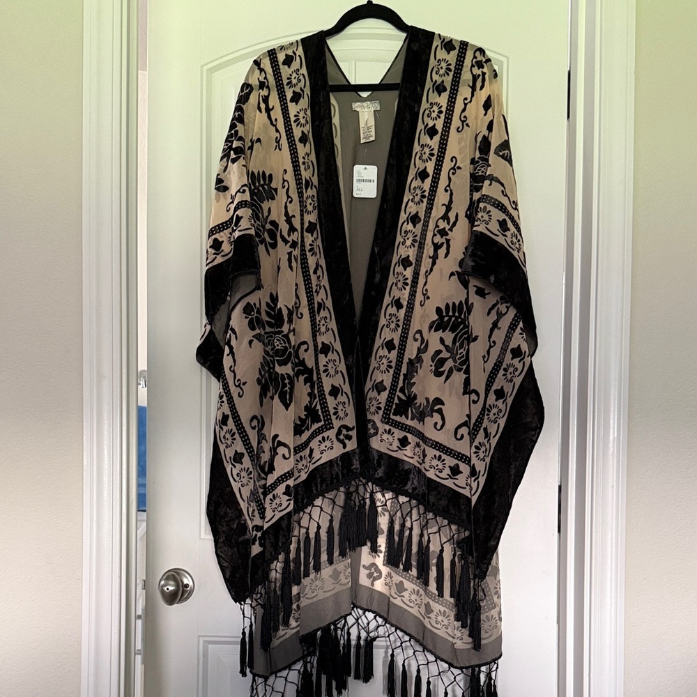 NWT Free People Black and Beige Fringe Kimono